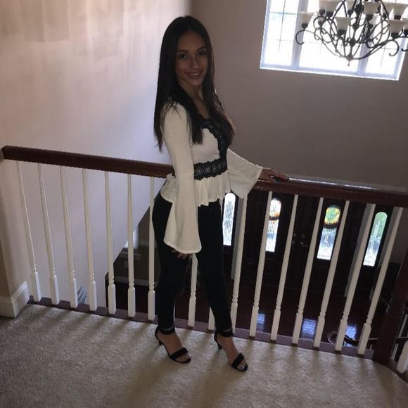 Meet your Posher, Brianna - Picture 1 of 1